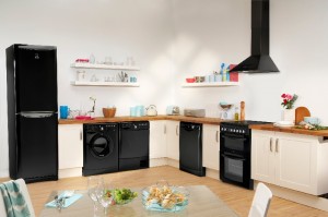 Indesit Nero Kitchen Appliance Collection Indesit Nero Kitchen Appliance Collection