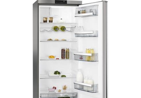 AEG Fridges