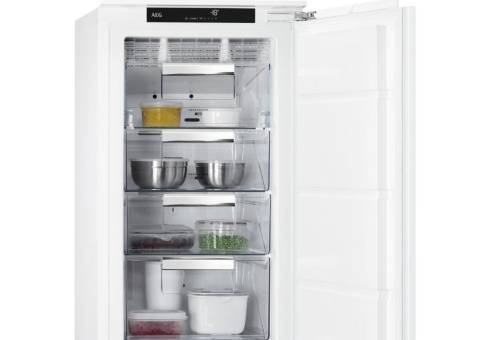 AEG Integrated Freezers