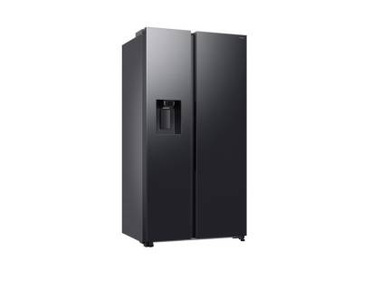 Angled view of the Samsung RS70F66KCFEU Side by Side American Fridge Freezer