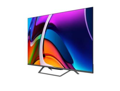 Anti-glare matte QLED display on Metz TV showing vivid colours