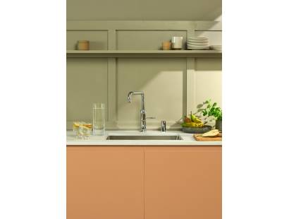 Classic Quooker tap with square spout and child-safe controls
