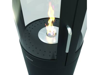 Close-up of Henley Berlin Bioethanol Stove flame detail