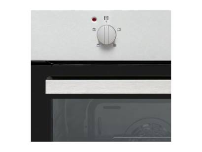 Close-up of Nordmende SO106IX oven control panel with easy-to-use knobs and settings