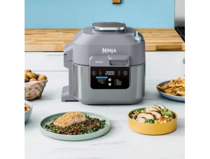 Front view of the Ninja ON400UK Speedi 10-in-1 Rapid Cooker & Air Fryer in Grey