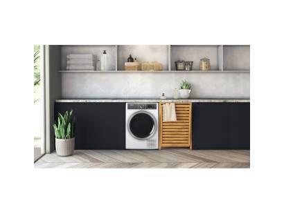 H8D94WBUK Heat Pump Tumble Dryer