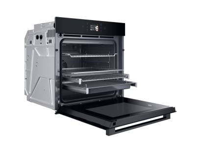 Hotpoint 73 litre electric single oven pyrolytic cleaning