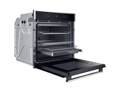 Hotpoint Class 6 stainless steel oven with pyrolytic and hydrolytic cleaning