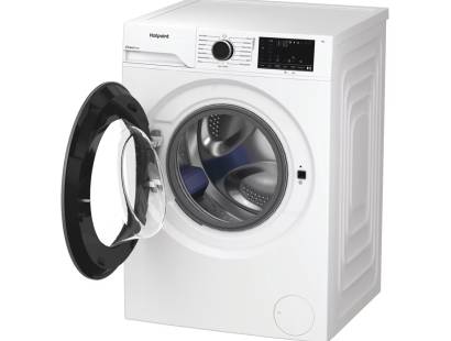Hotpoint Fabric Care 9kg washing machine with ColourCare technology