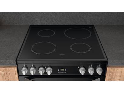 Hotpoint HDM67V9HCB Cooker 