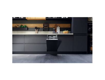 Hotpoint HSIO3T223WCEUKN Slimline Dishwasher