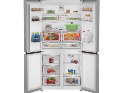 Hotpoint large capacity fridge freezer 572 litre silver finish