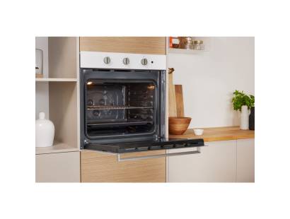 Indesit Aria IFW6230WHUK