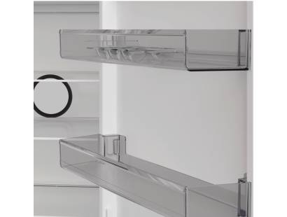 Indesit silver fridge freezer with glass shelves and Fresh Zone drawer