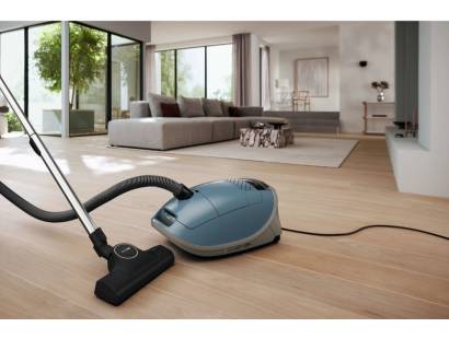 Integrated accessory storage on Miele Guard M1Flex vacuum
