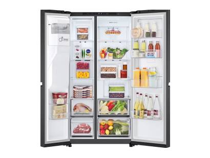 LG 638L NatureFRESH fridge freezer with plumbed water
