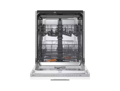 LG QuadWash dishwasher with EasyRack Plus