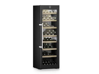 Liebherr WPbsi 5252 wine cabinet with 2 temperature zones and telescopic shelves