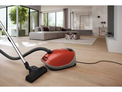 Miele Guard M1 vacuum cleaner with 11m operating radius and durable build