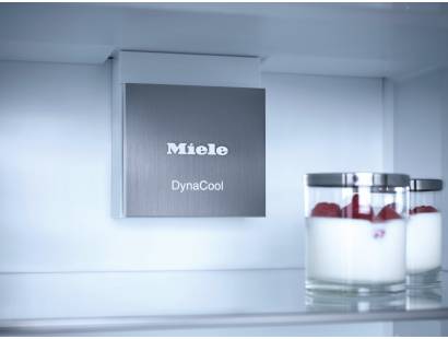 Miele K7767D Integrated Fridge