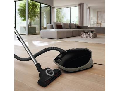 Miele Obsidian Black Cat & Dog vacuum cleaner with 11m operating radius