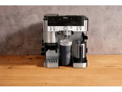 Ninja ES601UK Luxe Café Espresso Machine in black and stainless steel on kitchen worktop