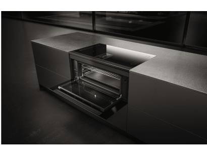Open oven view of Elica Lhov with extra-wide cavity and sliding guides