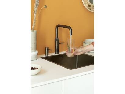 Quooker FNSPTB Fusion Square Tap in Brass – 5-in-1 kitchen tap