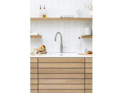 Quooker Fusion Round Tap – Brushed stainless finish with child-safe control knob