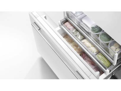 RS9120WLJ2 Integrated Fridge Freezer 