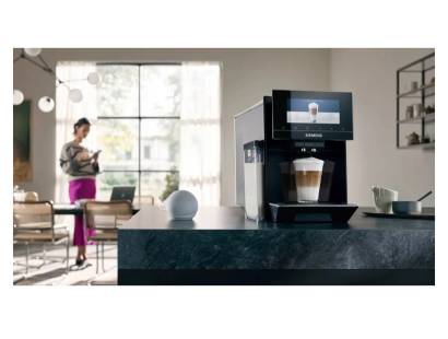 Siemens TQ903GB9 barista-style bean to cup coffee machine