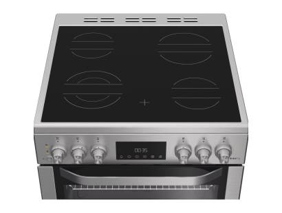 Stainless steel Hotpoint electric cooker with catalytic liners and Air Fry tray