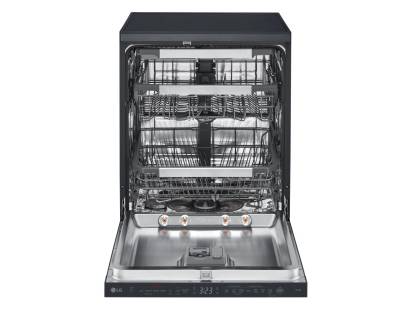 Stylish LG black dishwasher with TrueSteam™ and EasyRack™ Plus