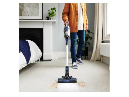 VAX Pace cordless vacuum with multi-surface cleaning capability