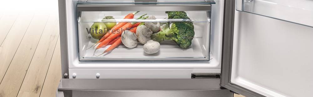 Bosch Built-in Fridge Freezers at Dalzells