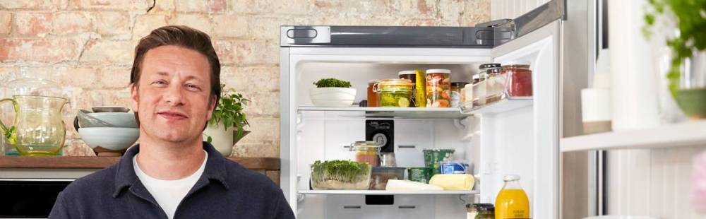 Hotpoint Built-in Fridges at Dalzells