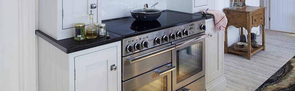 Rangemaster Professional Deluxe Range Cooker