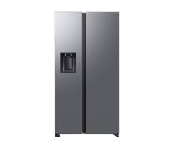 Front view of Samsung RS70F66KCTEU 91cm American fridge freezer in silver finish