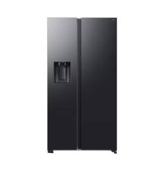 Front view of the Samsung RS70F66KCFEU 91cm Side by Side American Fridge Freezer