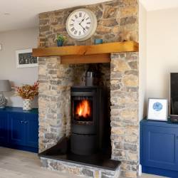 Stanley SOLIS Grande XT multifuel stove with log store, Dalzells